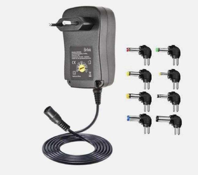 Eliminador de Pilas Universal AC-DC 3.000MAH 15V BIRLINK